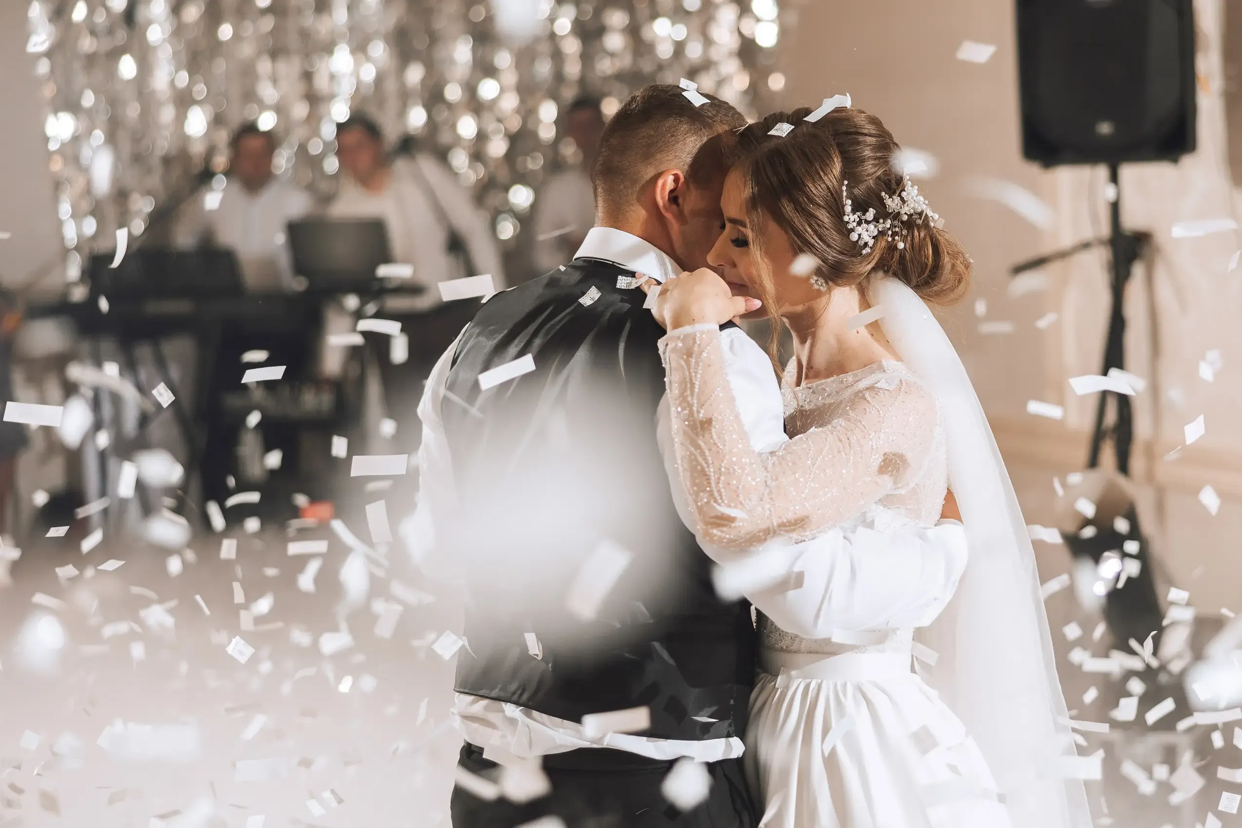 Hochzeitspaar tanzt